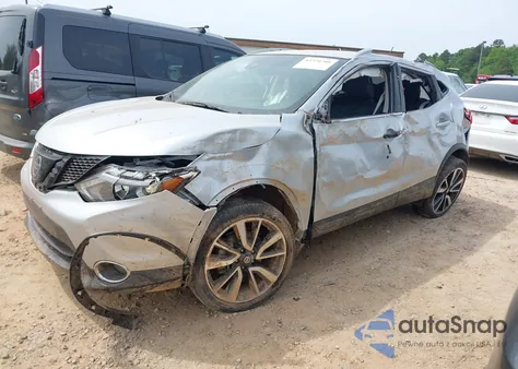 2019 Nissan Rogue Sport Sl z USA, uszkodzony, nr VIN JN1BJ1CP5KW528298